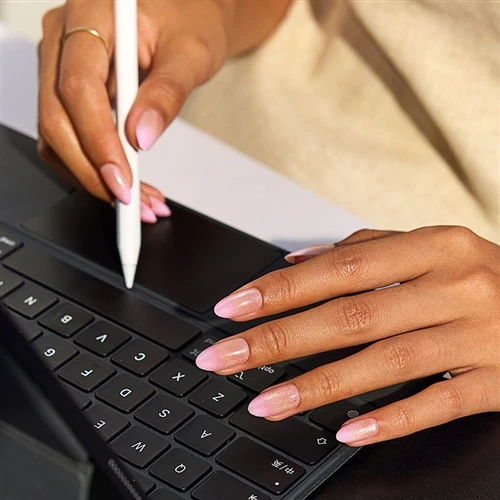 Press On Nails nadal zmienia branżę kosmetyczną: